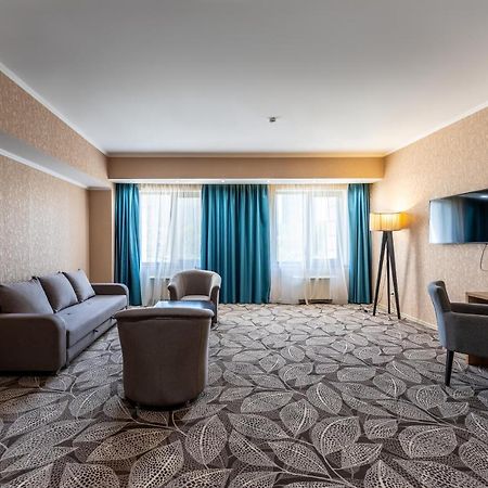 Renion Park Hotel Almaty Eksteriør bilde