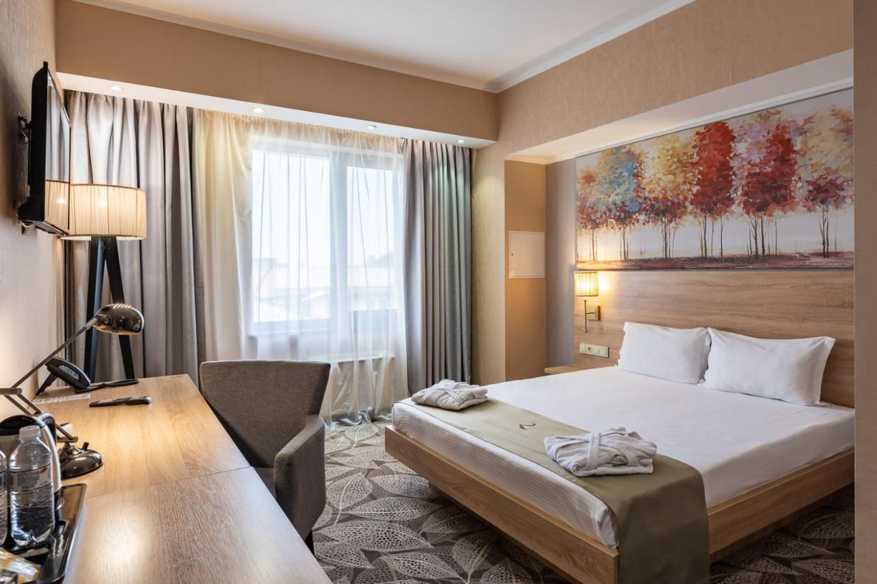 Renion Park Hotel Almaty Eksteriør bilde